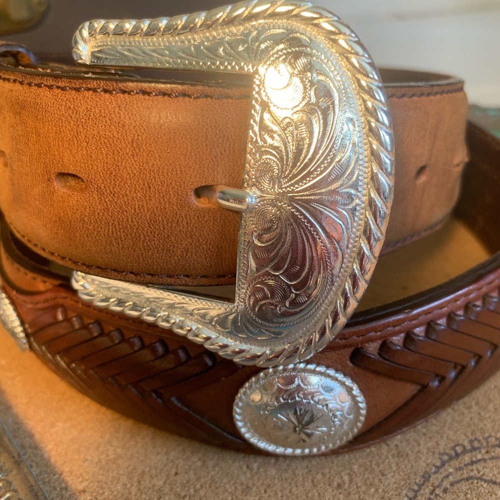π΄SOLDπ΄ Tony Lama Western Leather Belt - Picture 4 of 12